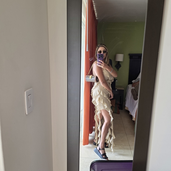 Elegant Cream Ruffle Dress - Picture 2 of 5